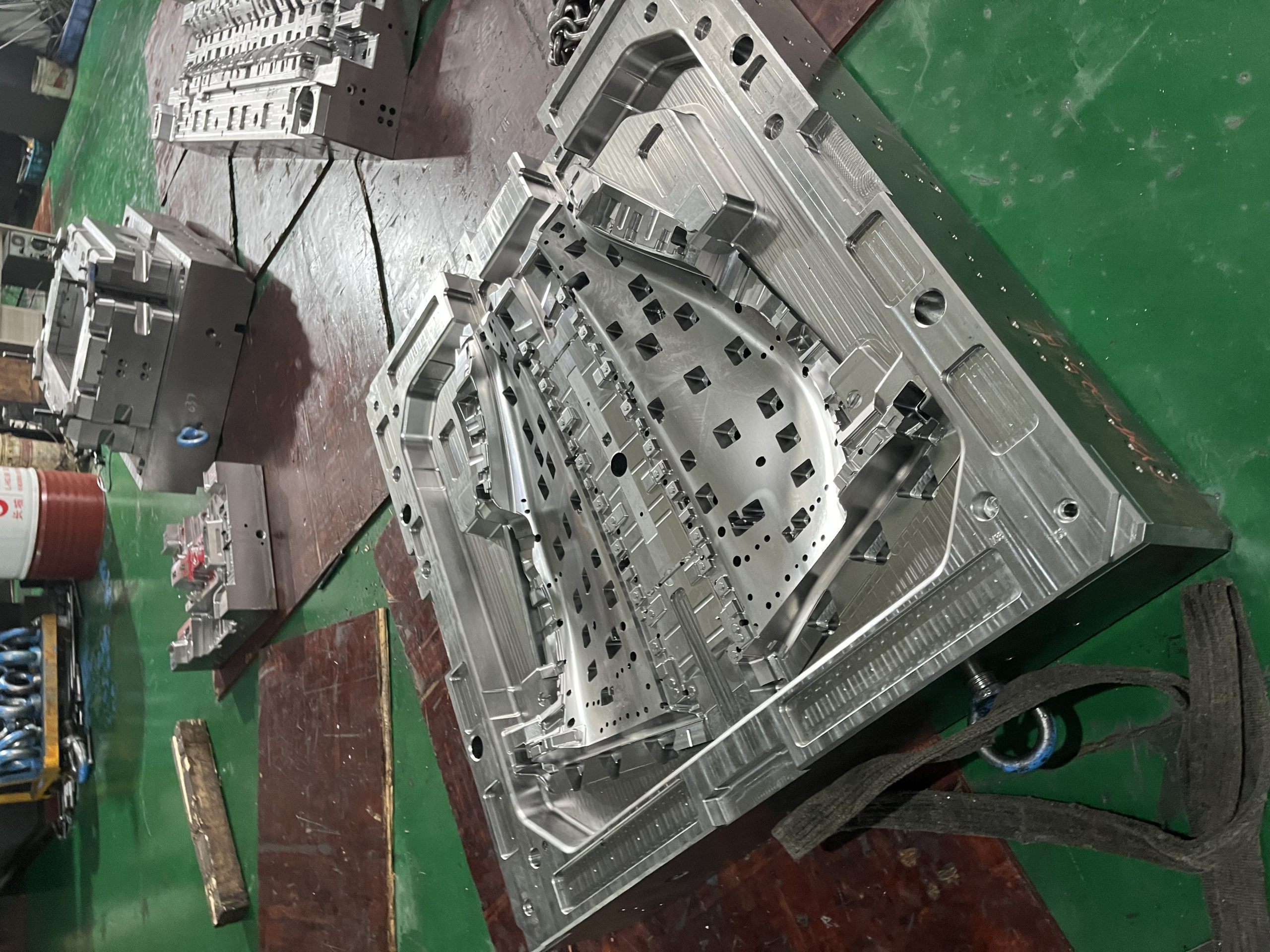 Mold Example 6
